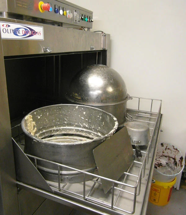 lavadora de utensílios e panelas